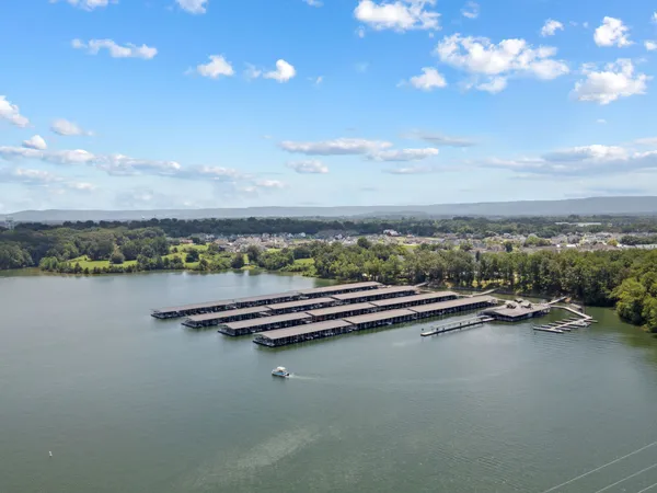 $649,900 | 60 Lake Life Court, Winchester, TN 37398