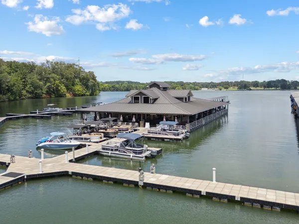 $649,900 | 60 Lake Life Court, Winchester, TN 37398