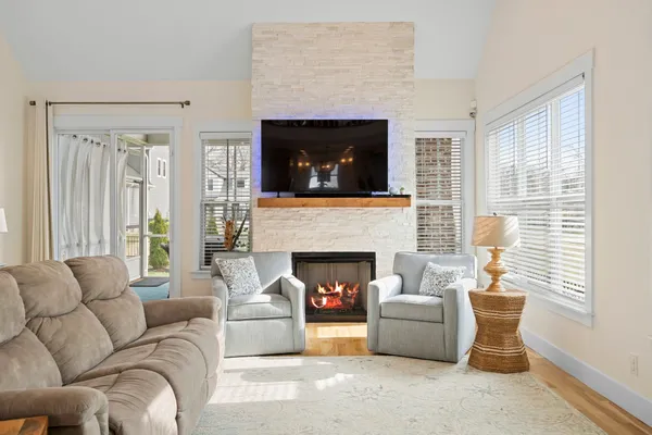 $649,900 | 60 Lake Life Court, Winchester, TN 37398