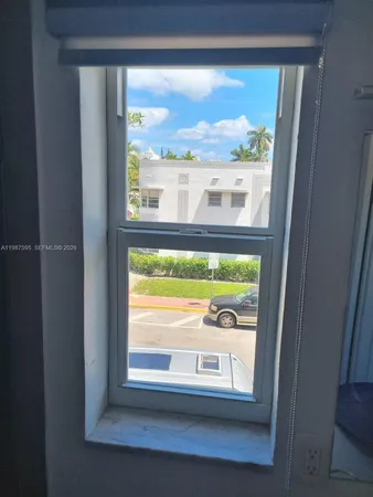 $2,350 | 1498 Jefferson Avenue, Unit 303, Miami Beach, FL 33139