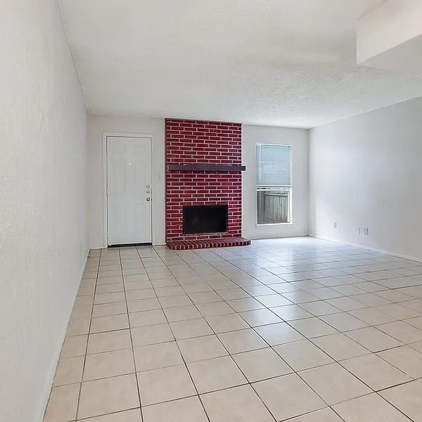 7504 Chapin Road, Unit B Fort Worth, TX 76116 - Photo 6 of 13