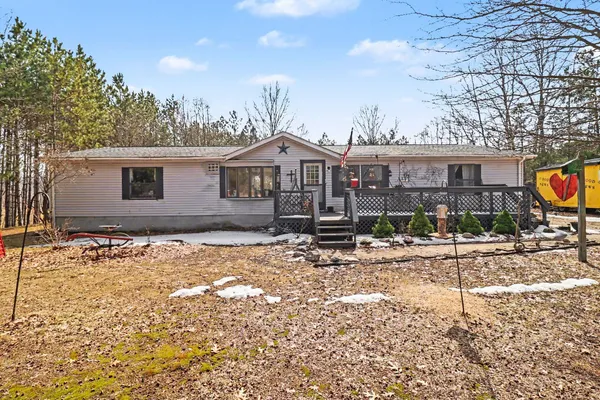 $200,000 | 1359 West Arthur Road, New Era, MI 49446