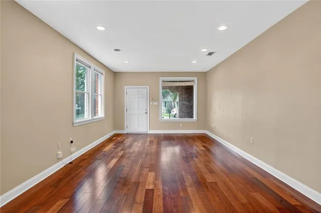 $2,000 | 5835 Louis XIV Street, New Orleans, LA 70124