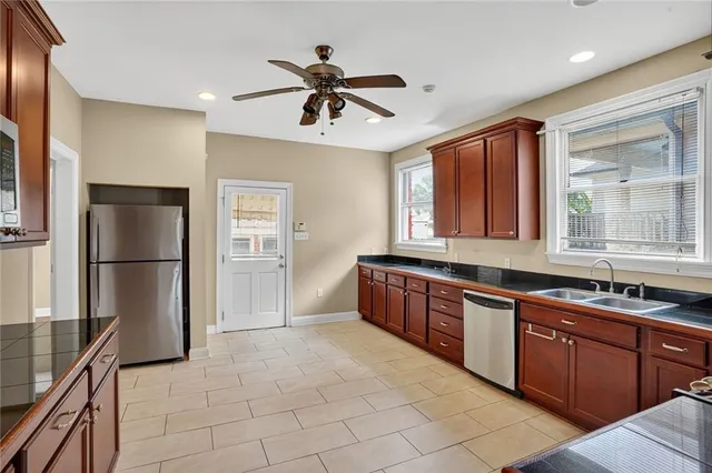 $2,000 | 5835 Louis XIV Street, New Orleans, LA 70124