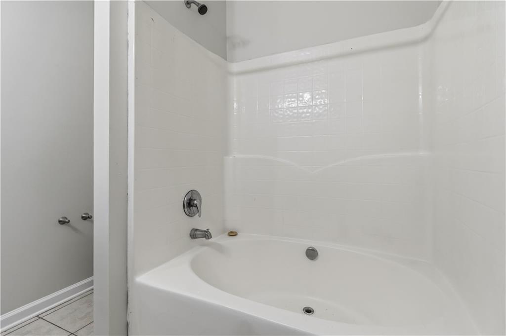 4401 Stone Gate Way Atlanta, GA 30344 - Photo 18 of 27