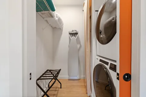 $629,000 | 635 7th Avenue South, Unit 517, Nashville, TN 37203