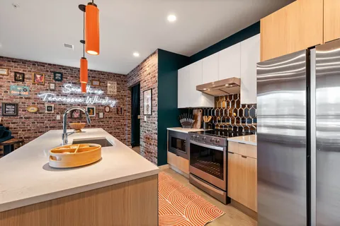 $629,000 | 635 7th Avenue South, Unit 517, Nashville, TN 37203