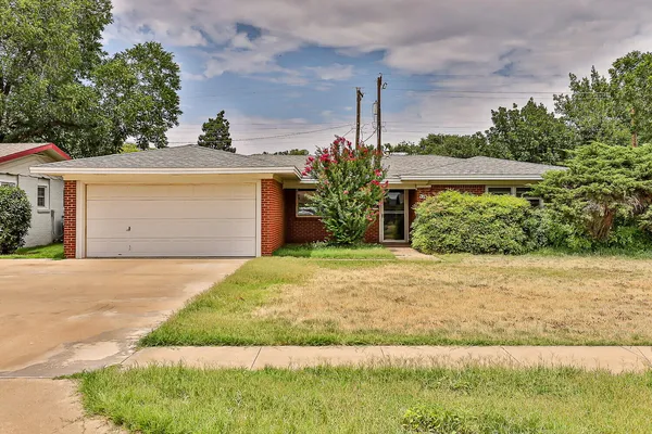 $1,600 | 3510 47th Street, Lubbock, TX 79413