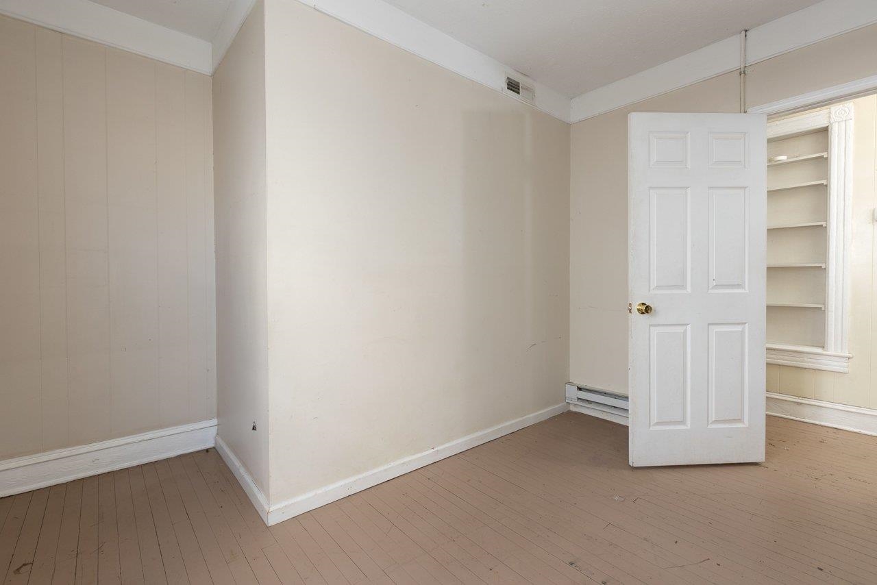 317 West 12th Street Waynesboro, VA 22980 - Photo 10 of 38