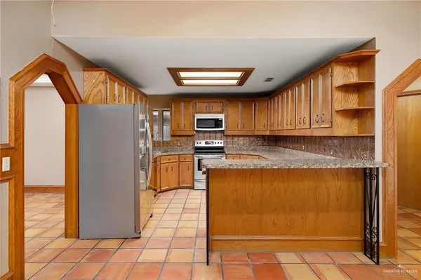 $2,600 | 1606 Terrace Drive, Mission, TX 78572