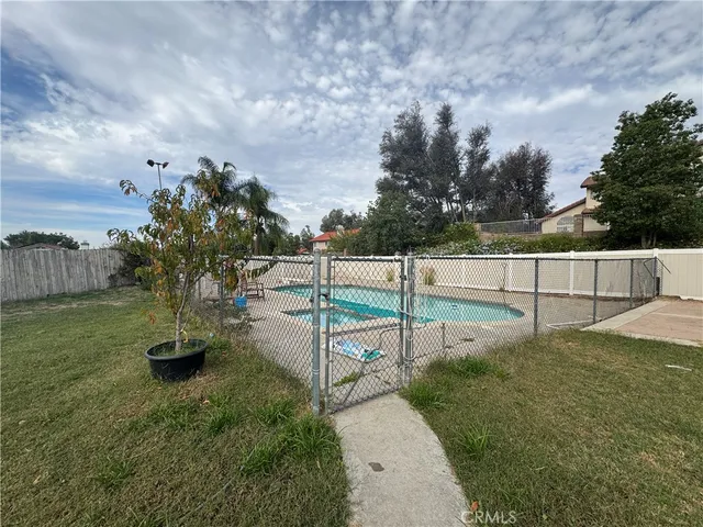 $610,000 | 3072 Lynwood Drive, Highland, CA 92346