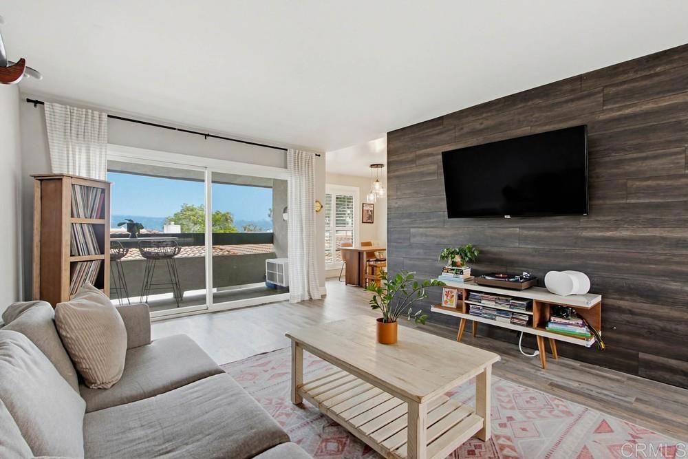 2306 Altisma Way, Unit 215 Carlsbad, CA 92009 - Photo 3 of 27