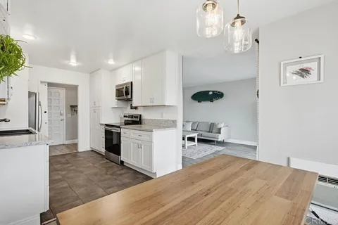 $699,000 | 2306 Altisma Way, Unit 215, Carlsbad, CA 92009