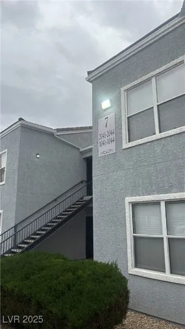$265,000 | 6955 North Durango Drive, Unit 1041, Las Vegas, NV 89149