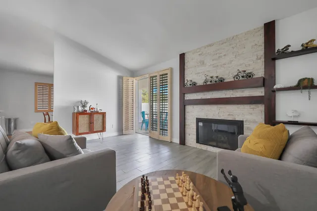 $2,800 | 77576 Calle Las Brisas North, Palm Desert, CA 92211