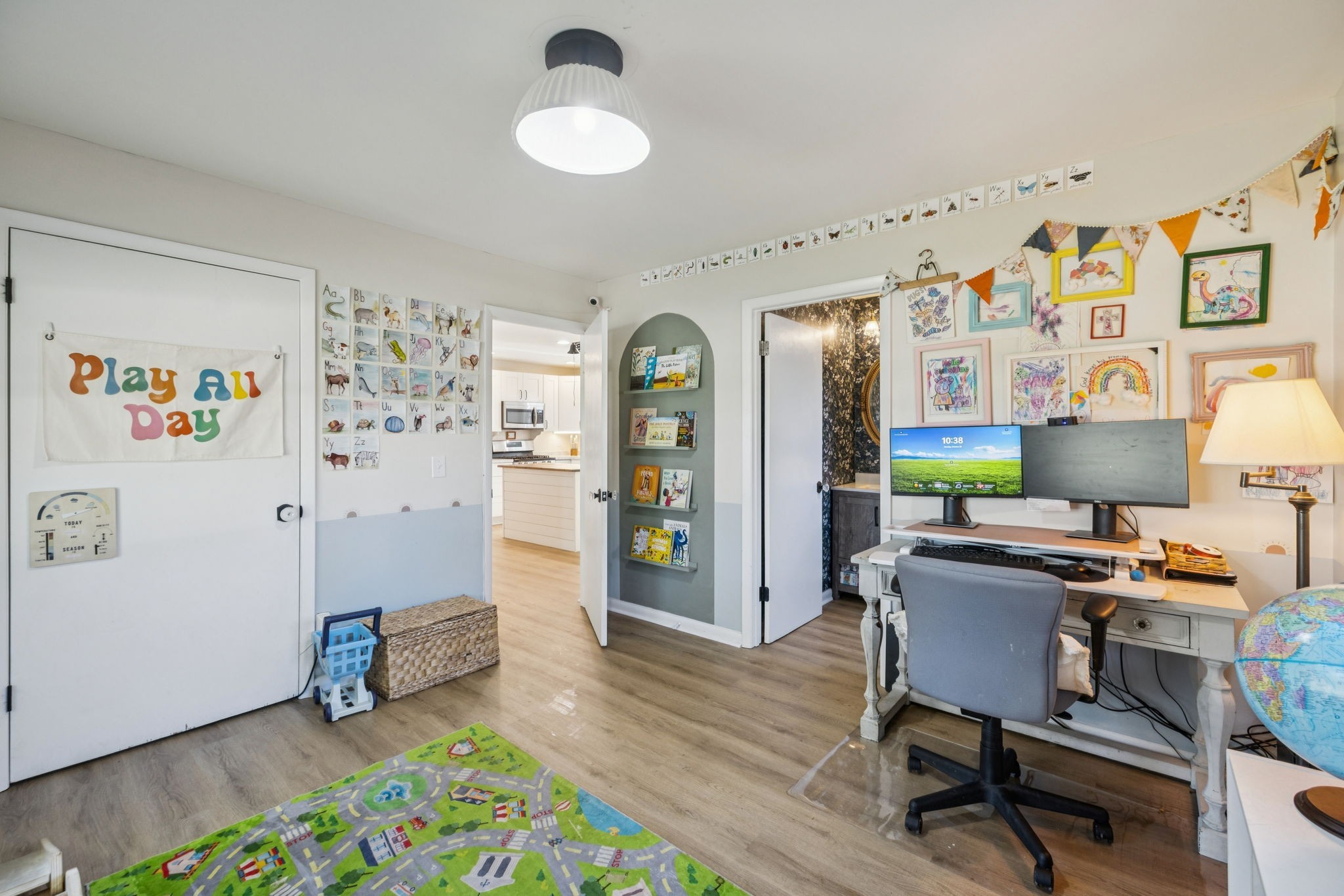 440 West Maple Street Morrison, TN 37357 - Photo 14 of 24 a workspace with furniture and wooden floor