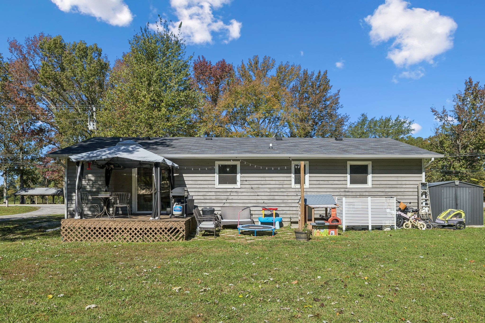 440 West Maple Street Morrison, TN 37357 - Photo 19 of 24 a front view of a house with a garden