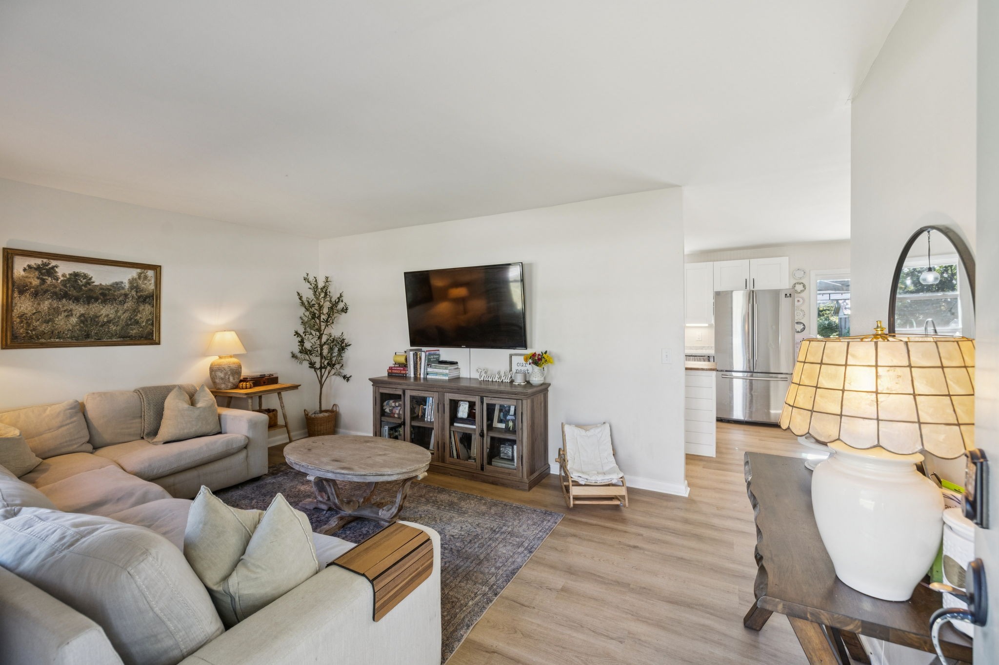 440 West Maple Street Morrison, TN 37357 - Photo 5 of 24 a living room with furniture and a flat screen tv