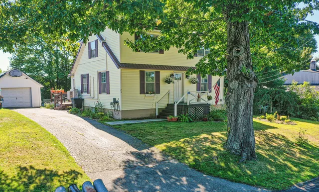 $299,000 | 23 Pond Street, Bucksport, ME 04416