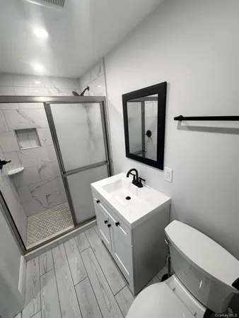 $1,950 | 221 Rte 9W, Haverstraw, NY 10927