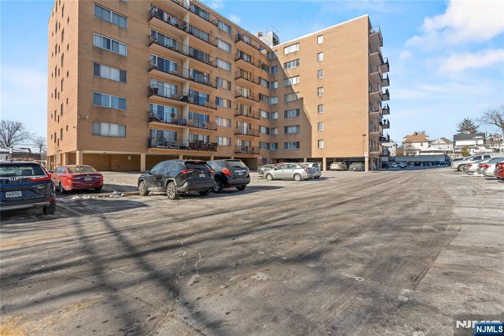 265 Main Street, Unit 704 Ridgefield Park, NJ 07660 - Photo 13 of 16