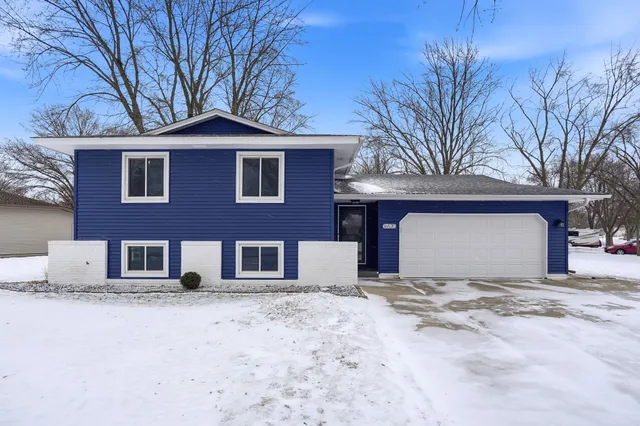 $350,000 | 16570 Galaxie Way, Rosemount, MN 55068