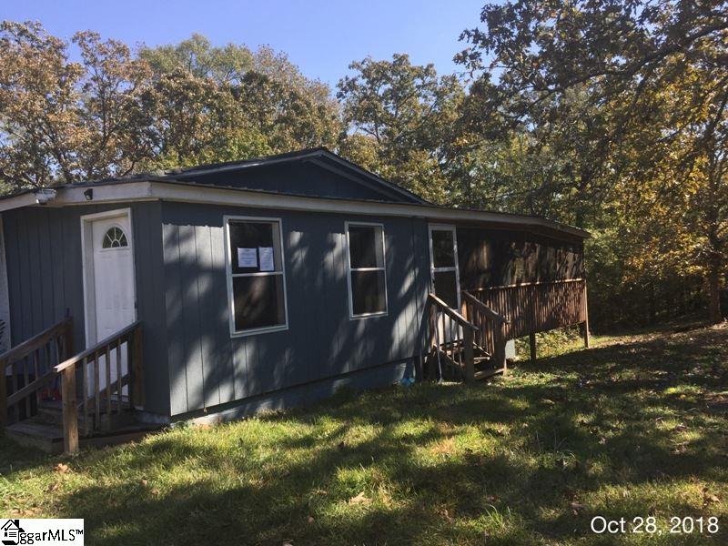 1016 State Rd S-24-398 Hodges, SC 29653 - Photo 1 of 2
