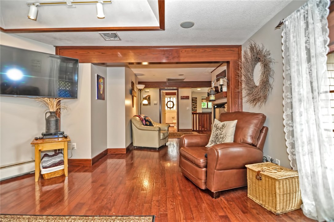 95 Davidson Road Warwick, RI 02886 - Photo 11 of 39 Gallery Image 11
