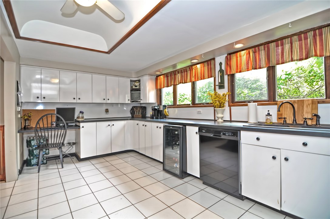 95 Davidson Road Warwick, RI 02886 - Photo 17 of 39 Gallery Image 17