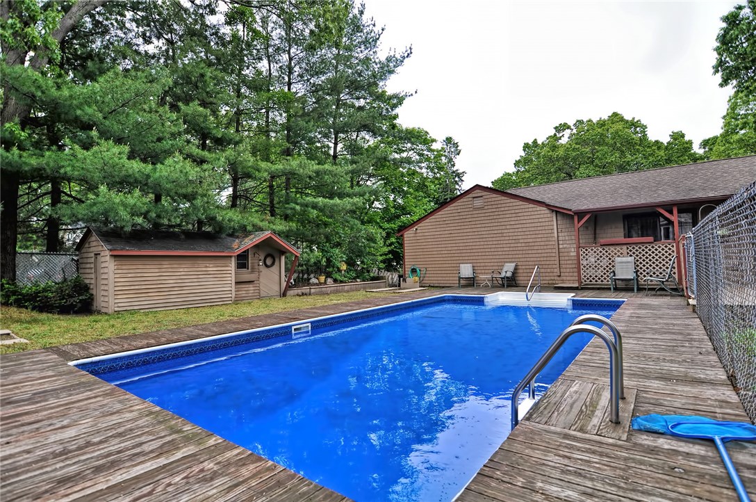95 Davidson Road Warwick, RI 02886 - Photo 32 of 39 Gallery Image 32