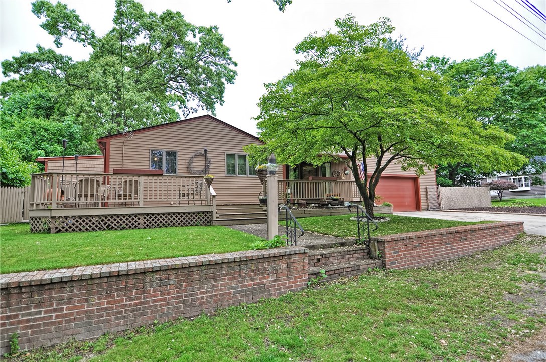 95 Davidson Road Warwick, RI 02886 - Photo 4 of 39 Gallery Image 4