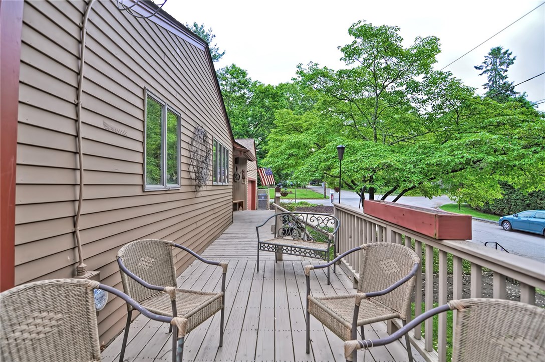 95 Davidson Road Warwick, RI 02886 - Photo 5 of 39 Gallery Image 5