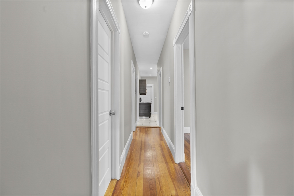 35 Harbor View Street, Unit 2 Boston, MA 02125 - Photo 14 of 28