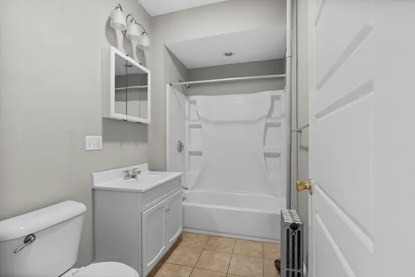 $4,100 | 35 Harbor View Street, Unit 2, Boston, MA 02125