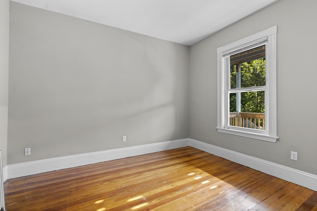 35 Harbor View Street, Unit 2 Boston, MA 02125 - Photo 18 of 28