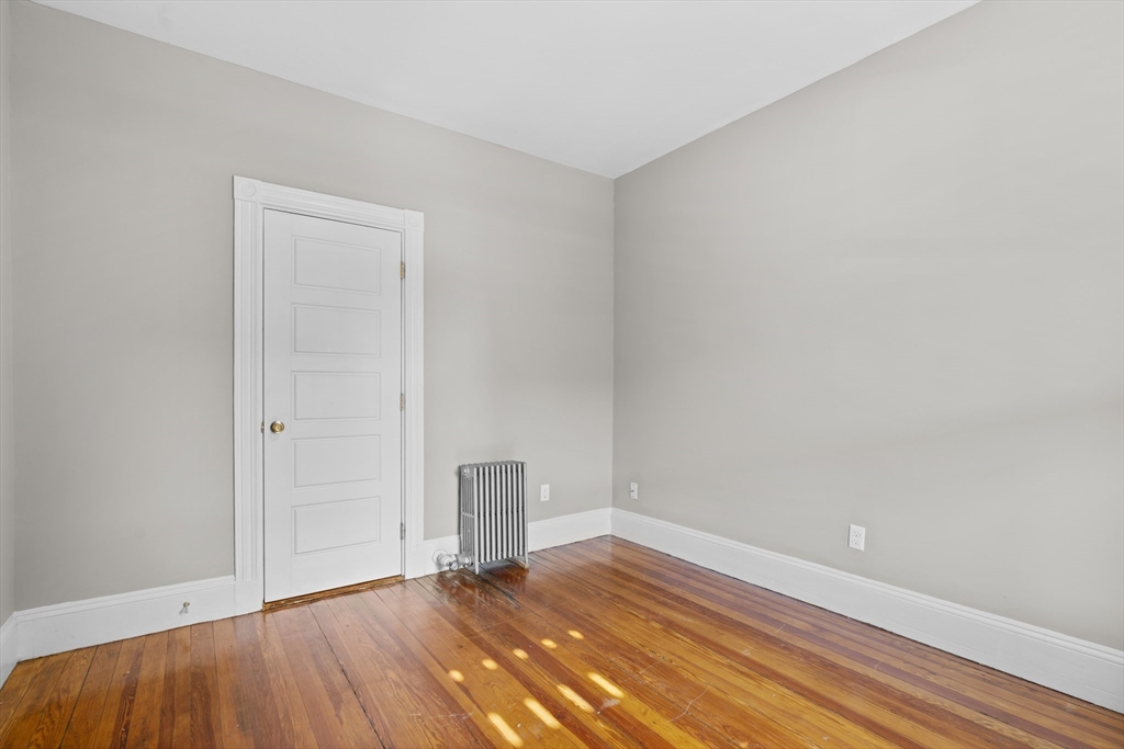 35 Harbor View Street, Unit 2 Boston, MA 02125 - Photo 19 of 28