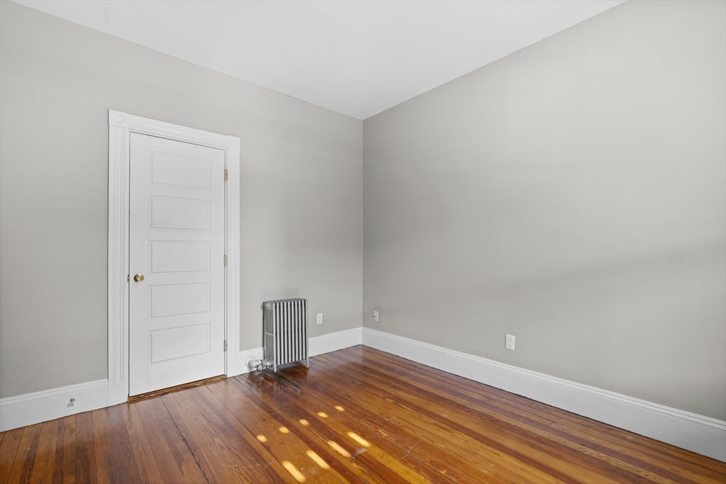 35 Harbor View Street, Unit 2 Boston, MA 02125 - Photo 20 of 28