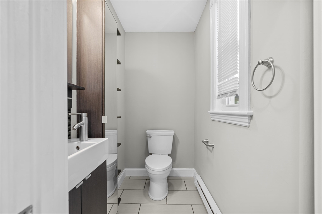 35 Harbor View Street, Unit 2 Boston, MA 02125 - Photo 21 of 28