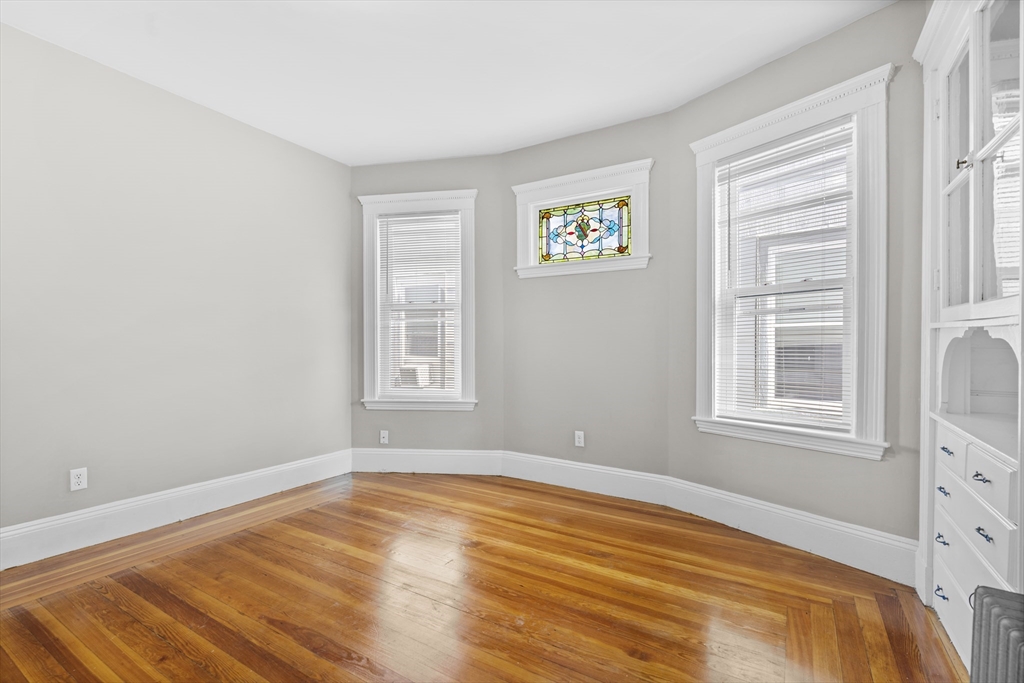 35 Harbor View Street, Unit 2 Boston, MA 02125 - Photo 26 of 28