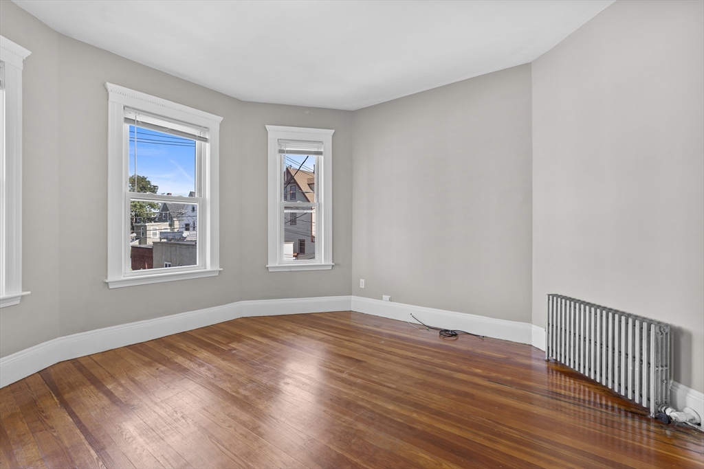 35 Harbor View Street, Unit 2 Boston, MA 02125 - Photo 7 of 28
