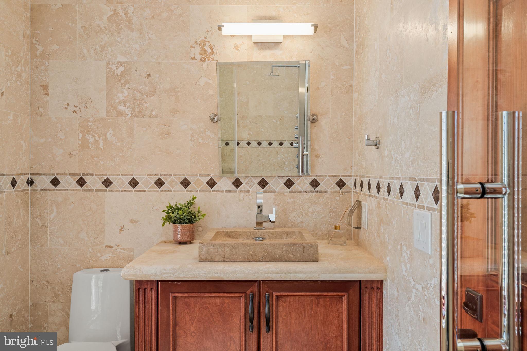 802 Locust Street, Unit 201 Philadelphia, PA 19107 - Photo 26 of 53 2nd floor 3rd bedroom with ensuite