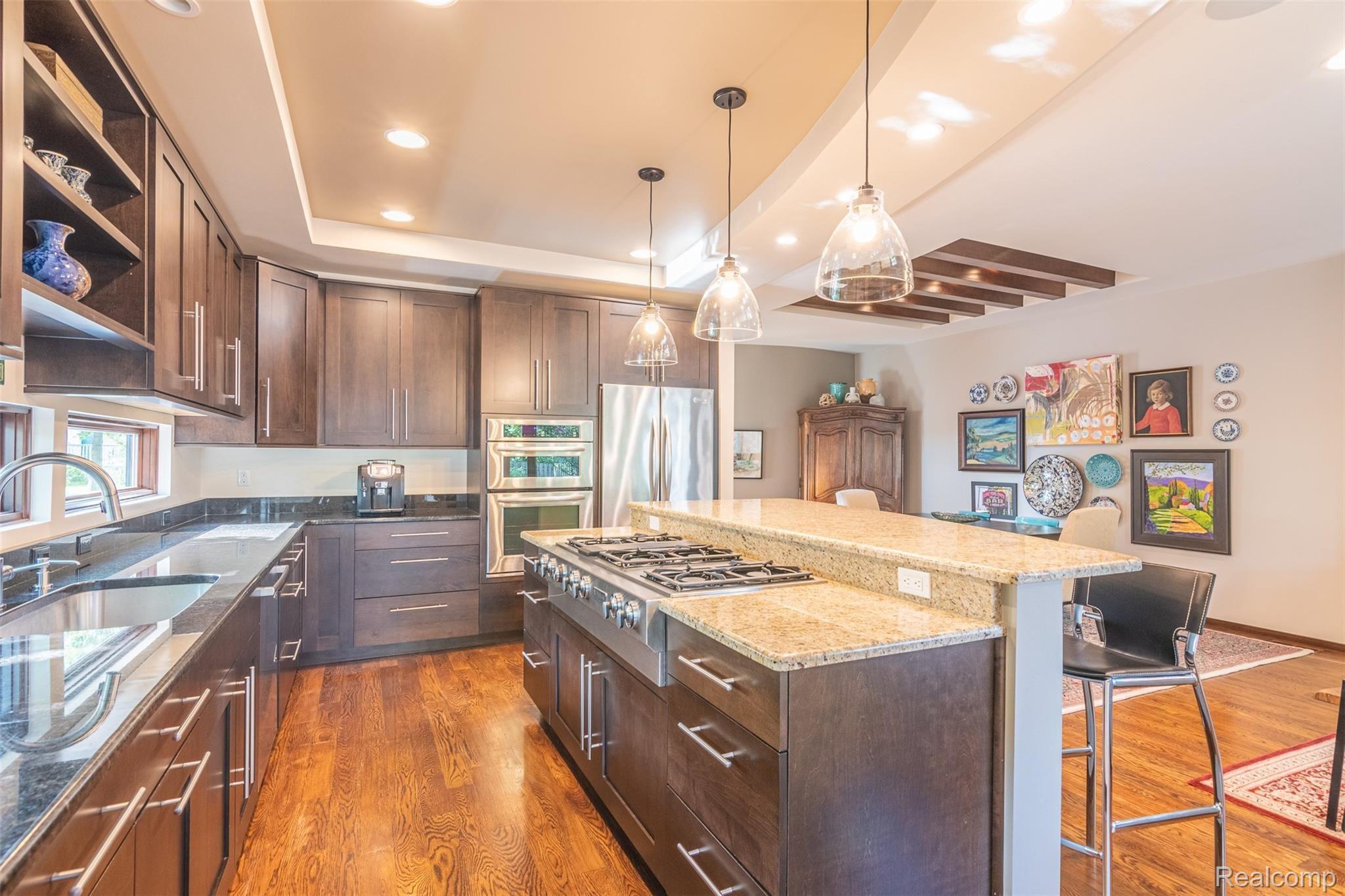 1456 Ruffner Avenue Birmingham, MI 48009 - Photo 18 of 50 Granite counters, stainless appliances