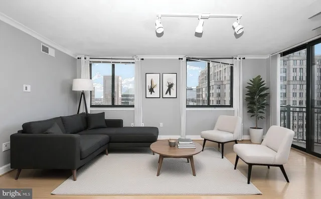 $155,000 | 414 Water Street, Unit 2805, Baltimore, MD 21202