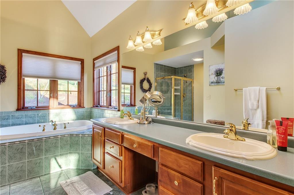 251 Saunders Station Road Trafford, PA 15085 - Photo 12 of 25 Gallery Image 12
