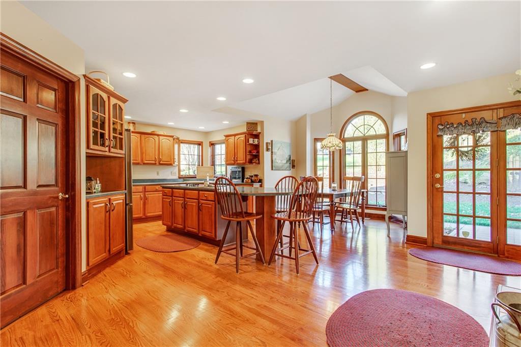 251 Saunders Station Road Trafford, PA 15085 - Photo 6 of 25 Gallery Image 6
