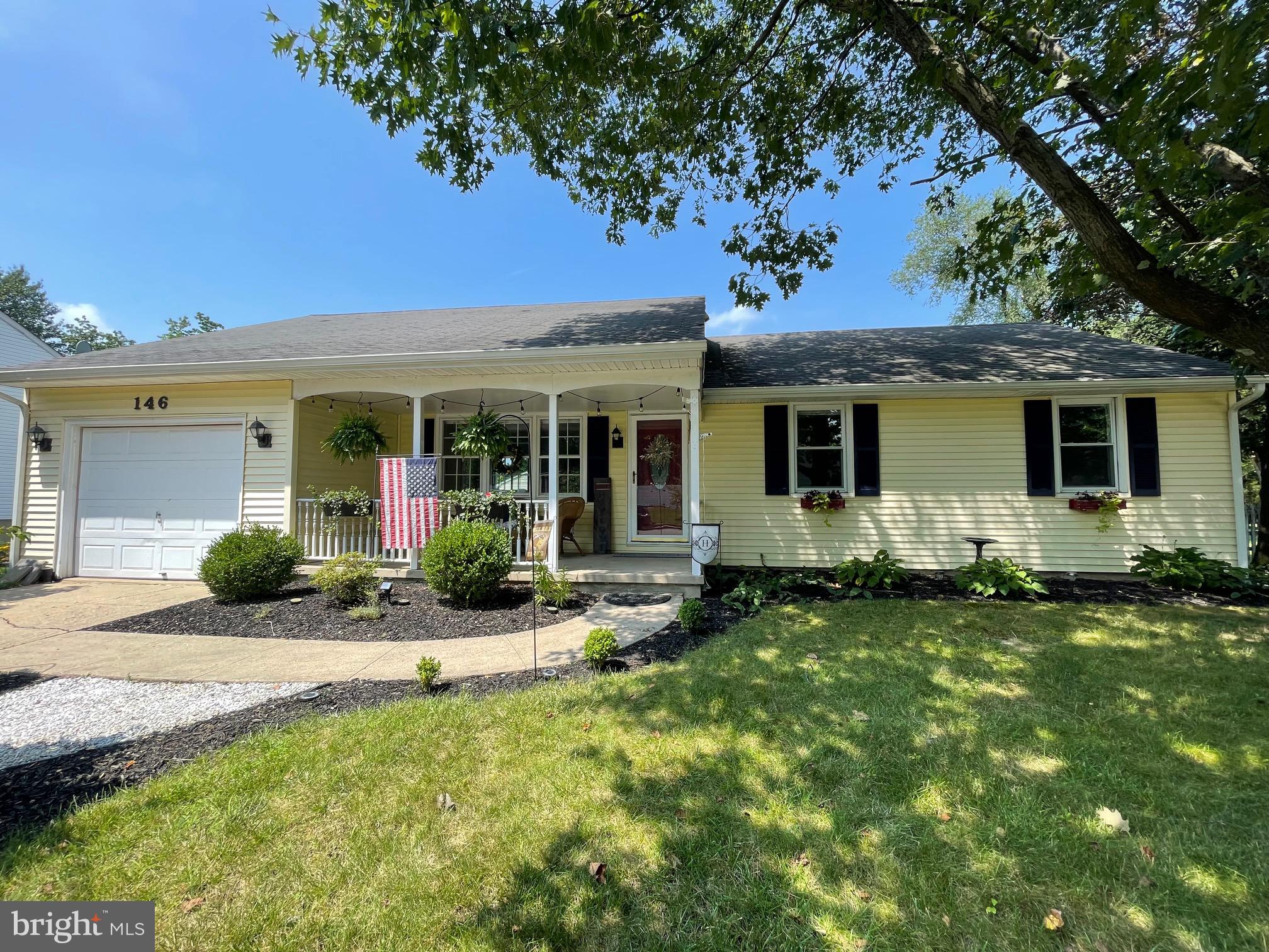 146 Red Stone Ridge Delran, NJ 08075 - Photo 1 of 42 Gallery Image 1