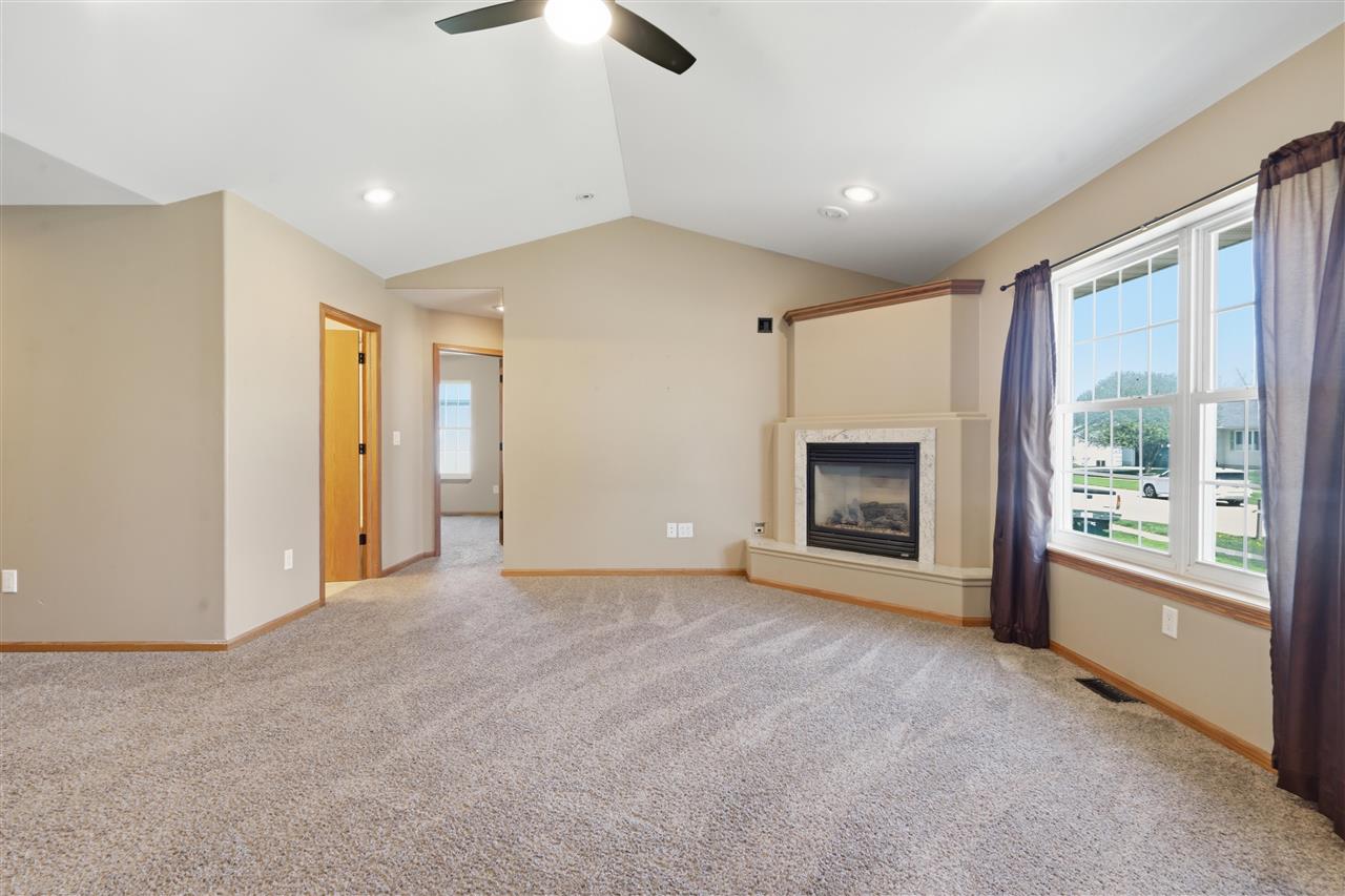 89 Cardinal Avenue Atkins, IA 52206 - Photo 5 of 39 Gallery Image 5