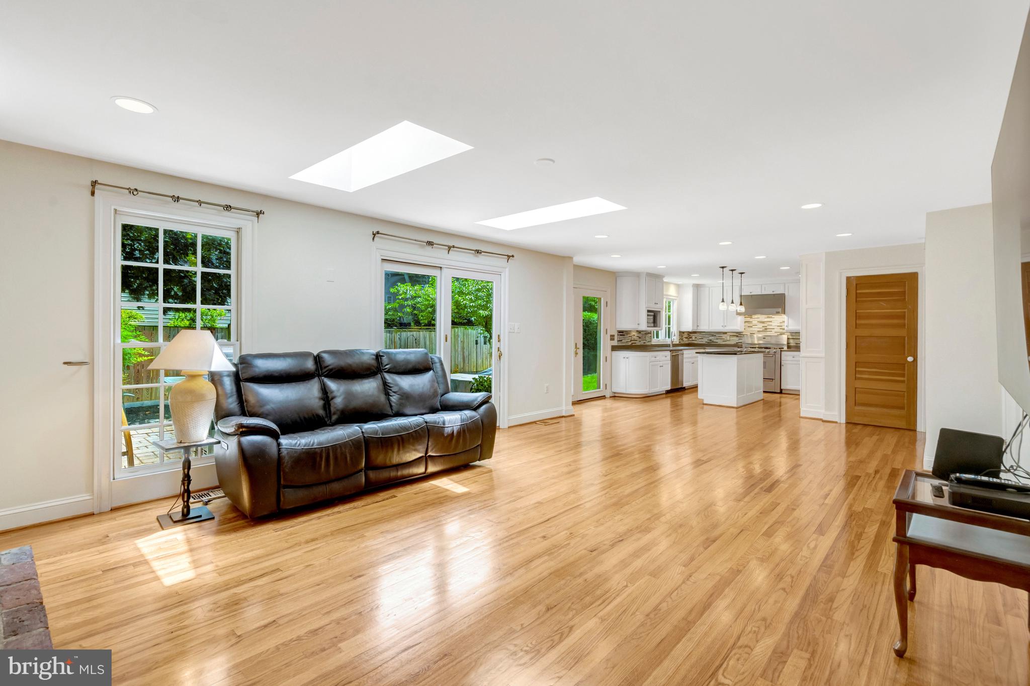 1301 Stone Meadow Way Vienna, VA 22182 - Photo 19 of 48