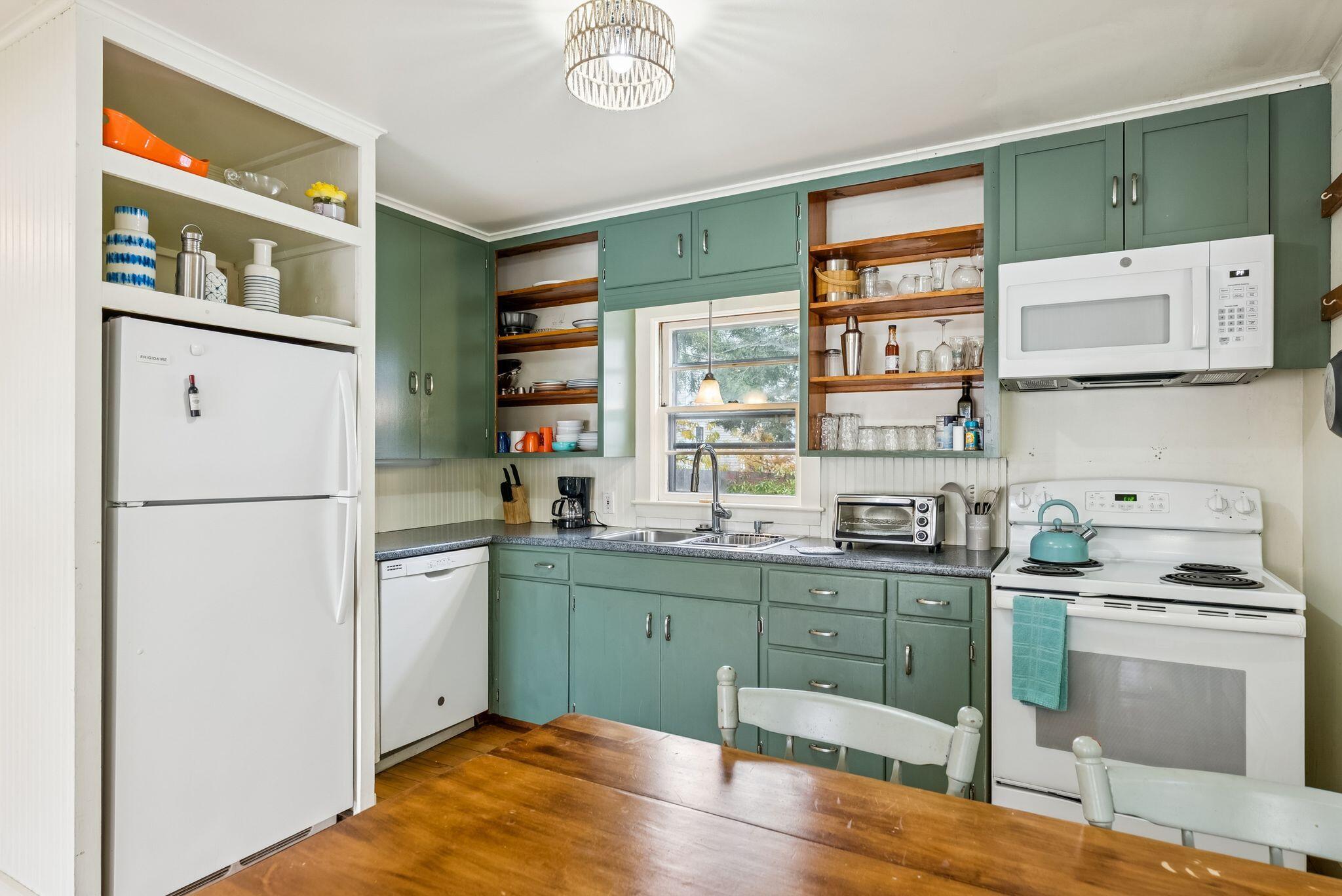 9 Parsons Street Kennebunk, ME 04043 - Photo 13 of 24 DSC02185