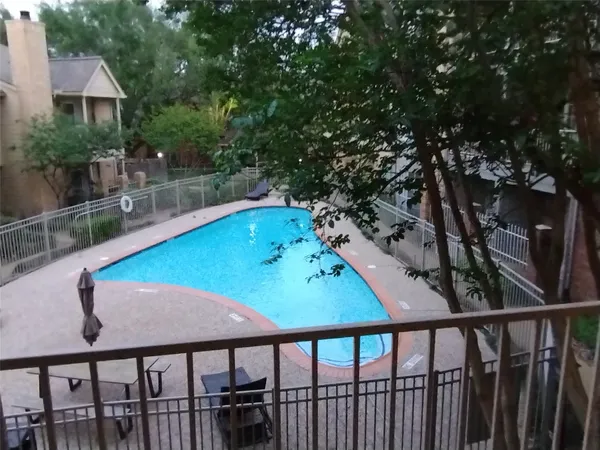 $1,050 | 11201 Lynbrook Drive, Unit 3807, Houston, TX 77042